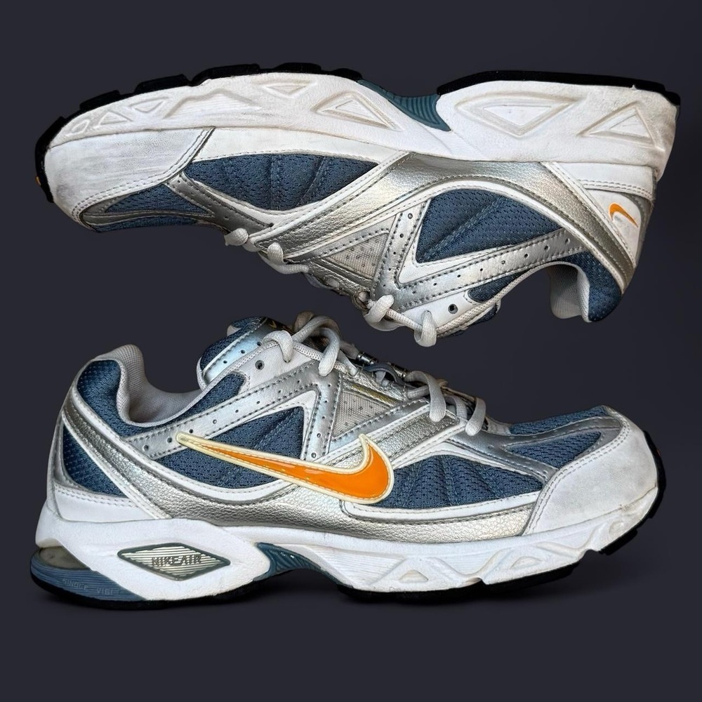 Vintage Nike Air N'Sight Shoes Womens 9.5 Orange Swoosh Athleisure Lifestyle Y2K